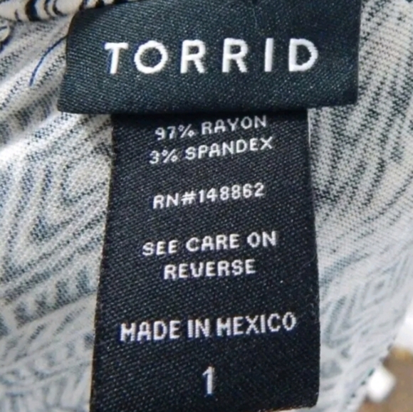 Torrid Geometric Ikat High Neck Tank Top - Picture 3 of 4
